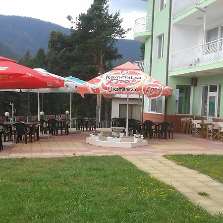 Family Panorama Sarnitsa