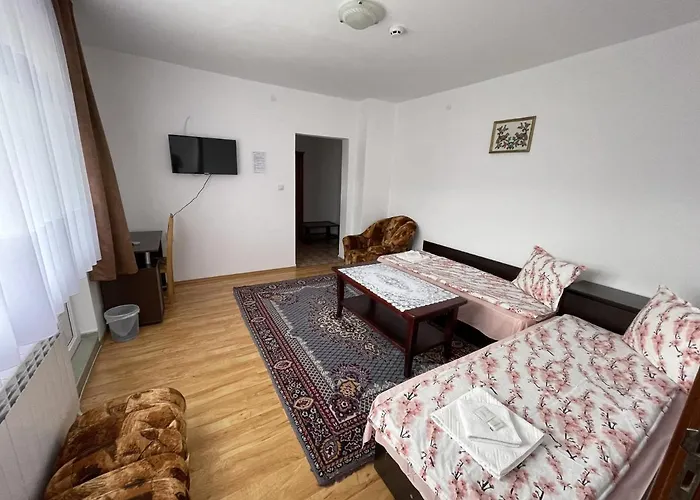 Family Panorama Szálloda Szarnica