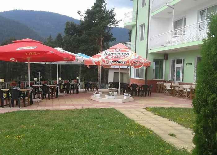 Family Panorama Sarnitsa